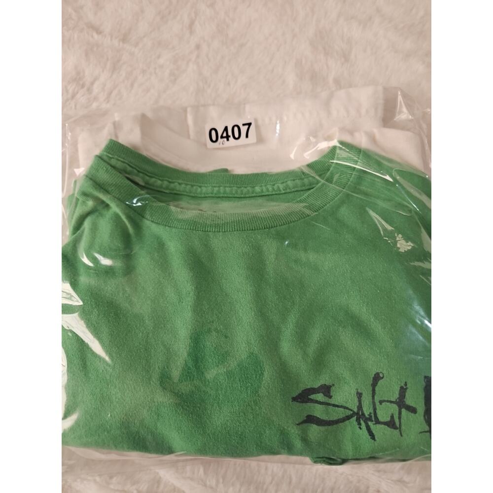 Lot of 2 Salt Life T-shirts Size M Unisex White Skull Green Shut Up And Reel - Picture 11 of 11